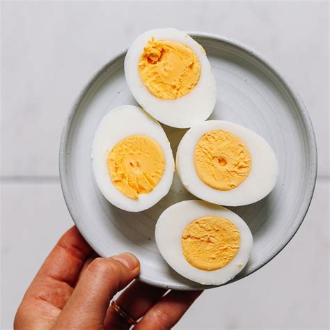 how to make hard boiled eggs